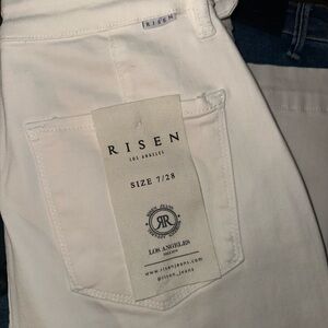 Risen Mid Rise Cream Adjustable Waistband Wide Leg Pleated Jeans 7/28 size